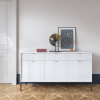 ELEGANCKA KOMODA Z PÓŁKAMI I SZUFLADAMI RYFLOWANA LAMELO LA4 BIAŁY + CZARNY - W ARANŻACJI