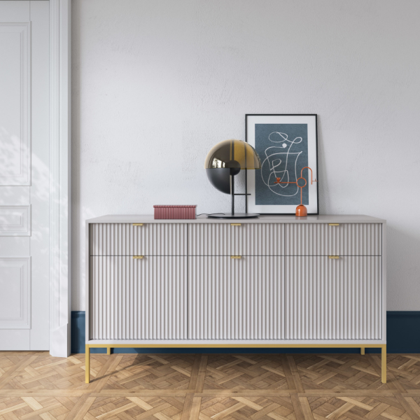 ELEGANCKA KOMODA Z PÓŁKAMI I SZUFLADAMI RYFLOWANA LAMELO LA4 SZARY + ZŁOTY - W ARANŻACJI