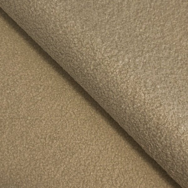 BEŻOWA KANAPA WOLNOSTOJĄCA AGAT MEBLE W TKANINIE LAMBI BOULCE